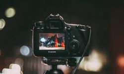 5 porad, jak zrobić dobre zdjęcie w nocy