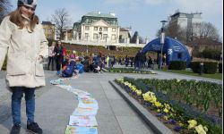 Najdłuższa Książka Świata z Rzeszowa ma już ponad kilometr!