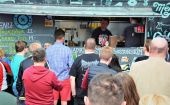 Pyszne jedzenie i uliczna feta... food trucki powróciły do Rzeszowa