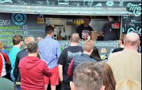 Pyszne jedzenie i uliczna feta... food trucki powróciły do Rzeszowa