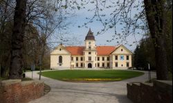 Drugie życie zamku w Dzikowie