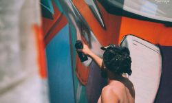 Graffiti pokryje mur na Lisiej Górze i ogrodzenie przy firmie Pratt&Whitney