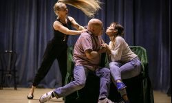 "Śmiech wzbroniony" Teatru Bo Tak na scenie WDK w Rzeszowie