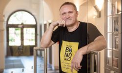 Świat jest straszny, ale ja postanowiłem, że jest piękny