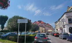 Tablice z ul. Mickiewicza zniknęły. Ratusz składa broń w walce z konserwatorem?