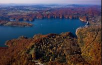 Umacniają brzegi Jeziora Solińskiego. Będą nowe trasy spacerowe 