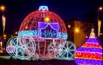 Rzeszów stroi się już na święta. Rozbłyśnie od pierwszego grudnia!