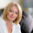 Dress code. Felieton Magdaleny Louis