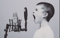 Dzieci do kamer i mikrofonów. Co stworzą w domu, pokaże telewizja