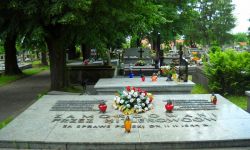 Zakaz wstępu na cmentarze