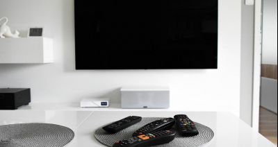 Zakup szafki RTV - jak wybrać idealny mebel