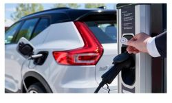 Ładowanie elektryków w całej Europie - współpraca Volvo Cars z Plugsurfing