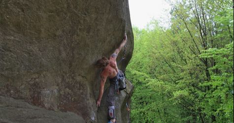 Czarnorzeckie skałki z bezpiecznymi trasami wspinaczkowymi