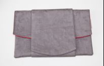 Zuzia Górska - dziewczyna, która robi torebki 