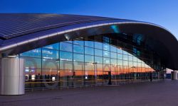 Zero lotów z Wielkiej Brytanii do odwołania. Kto wyląduje dziś w Jasionce?