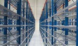 Cztery działalności, w których regały półkowe to absolutny must have