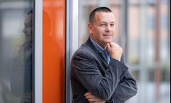 Mamy bałagan na świecie. Pandemia niebezpiecznie sprzyja radykałom