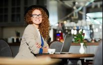 Modni producenci oprawek okularów