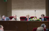 Bez zmian w prezydium sejmiku. Poprzedni zarząd bez absolutorium