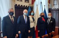 Prezydent RP Andrzej Duda dziękuje Tadeuszowi Ferencowi