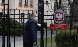 W TK rozprawa ws. konstytucyjności przedłużenia kadencji RPO