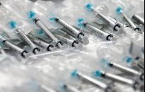 Od wtorku na szczepienia mogą się zapisywać 58-latkowie