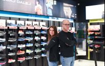 E-commerce rośnie. Buty Jana inwestują w strefie 