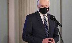 Gowin: zgodziliśmy się prawie ze wszystkimi postulatami ws. szczepień w zakładach pracy