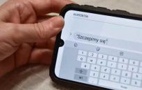 Osoby urodzone w 1972 r. mogą od piątku rejestrować się na szczepienie przeciw COVID-19