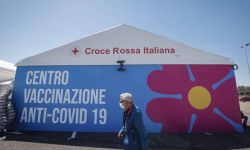 Włochy: już ponad 17,5 mln osób zaszczepionych przeciw COVID-19