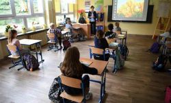 Od 29 maja uczniowie wszystkich klas będą uczyć się stacjonarnie