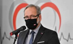 Współczynnik reprodukcji koronawirusa najniższy od początku pandemii