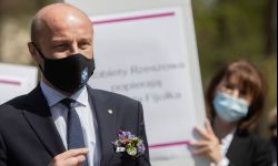 Konrad Fijołek wśród kobiet o rzeszowskich kobietach