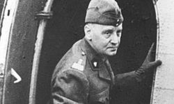 W lipcu i sierpniu o Władysławie Sikorskim