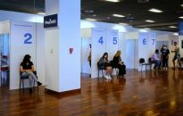 Wykonano 21,3 mln szczepień przeciw COVID-19, w pełni zaszczepionych jest 7,7 mln osób