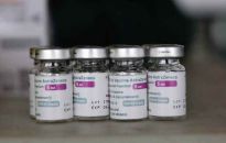 Dementujemy informacje o wstrzymaniu szczepień preparatem AstraZeneca