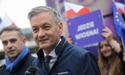 Zgromadzenie ogólne Wiosny podjęło decyzje o samorozwiązaniu partii