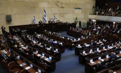 Izrael: po 12 latach rządów Netanjahu Kneset zatwierdził rząd pod nowym przywództwem