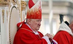 Stolica Apostolska zakazała bp. Regmuntowi uczestniczenia w publicznych celebracjach w diecezji