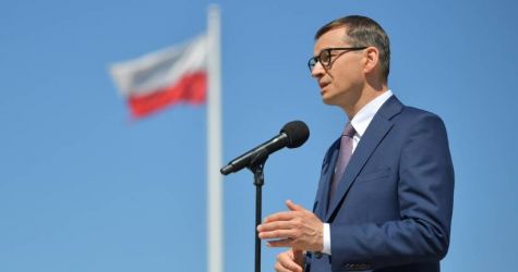 Premier uhonorowany Srebrnym Krzyżem Solidarności Walczącej