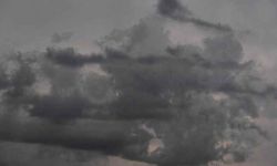 RCB ostrzega przed burzami, silnym wiatrem i ulewnymi deszczami