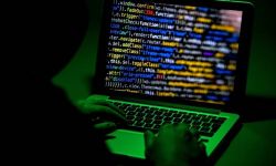 Hakerzy żądają 70 mln USD za odblokowanie danych firm na całym świecie