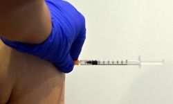 W pełni zaszczepionych jest ponad 14 mln osób