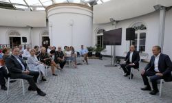 Tusk po spotkaniu z klubem KO: wielkich roszad nie należy się spodziewać