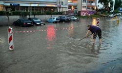 Ponad 5 tys. interwencji po burzach; troje dzieci trafiło do szpitala; ewakuacja kilkunastu obozów harcerskich