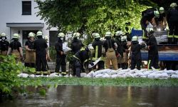 Niemcy: sześć domów zawaliło się z powodu powodzi; 30 osób uznano za zaginione