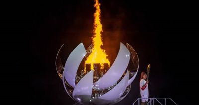 Tokio - cesarz Naruhito otworzył igrzyska, znicz zapaliła Naomi Osaka