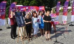 Posłanki Lewicy wyruszyły w trasę po Polsce, będą rozmawiać m.in. o prawach kobiet i edukacji