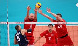 Polscy siatkarze pokonali Włochów 3:0. To pierwsze zwycięstwo Polaków w Tokio