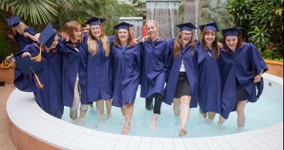 Tak po odebraniu dyplomów cieszą się absolwenci WSPiA